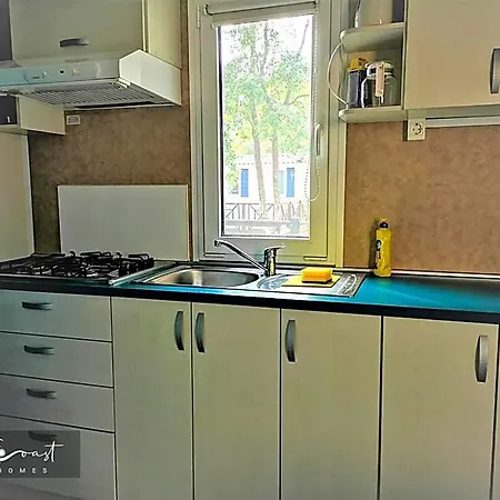 West Coast Mobilhome With Xxl Terrace Poreč