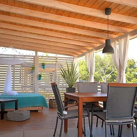 Hotel West Coast Mobilhome With Xxl Terrace Poreč